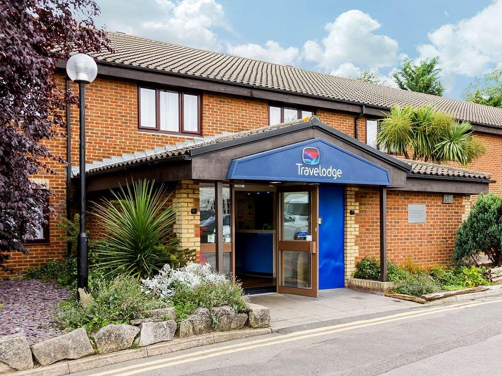 Morden  Travelodge London Wimbledon Morden المظهر الخارجي الصورة