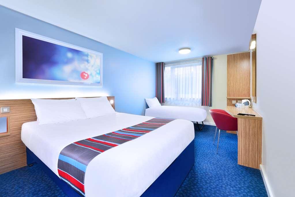 Morden  Travelodge London Wimbledon Morden الغرفة الصورة